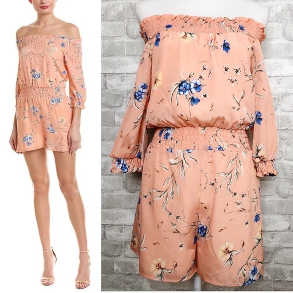 ALI & JAY Pants - NWT Ali & Jay | Peach Floral Backstage Romper Small